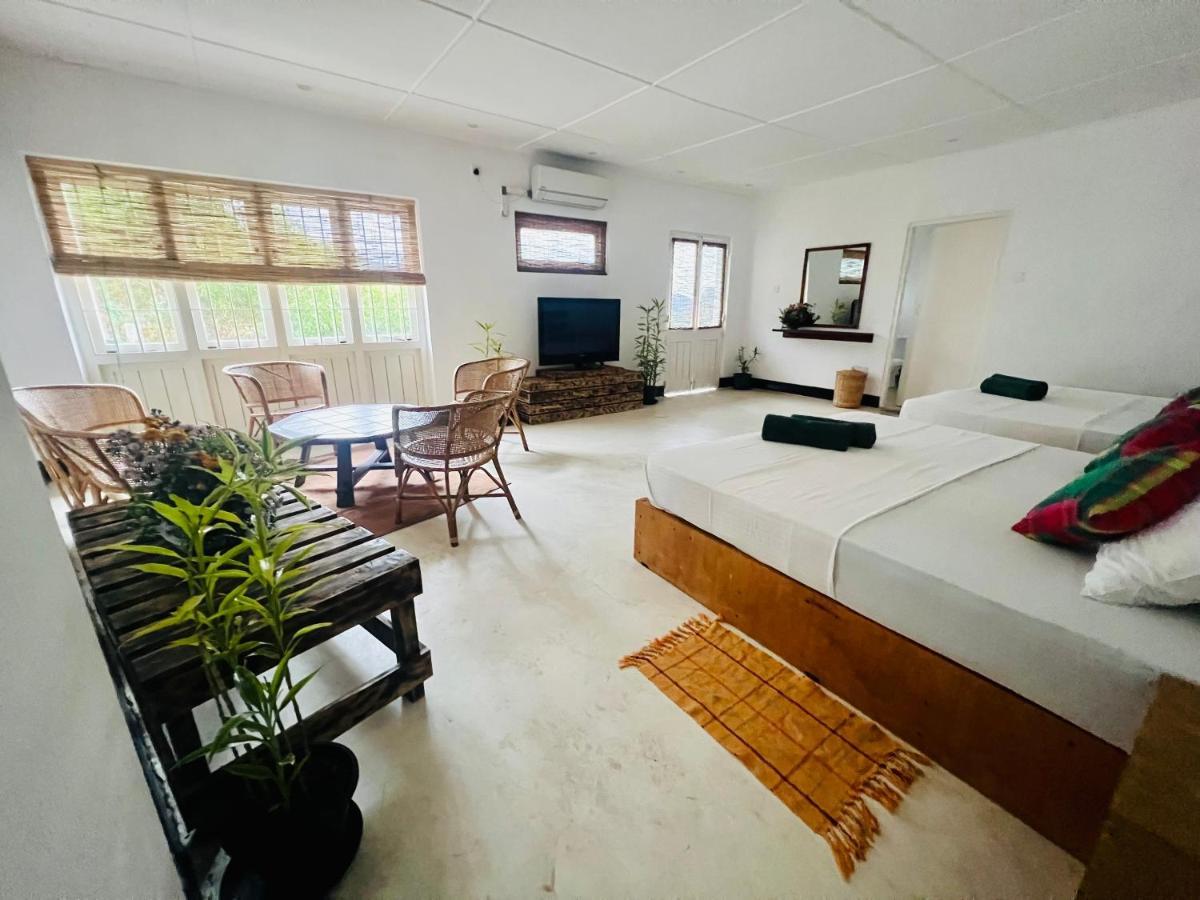 Louis Lake Villa Kandy Esterno foto